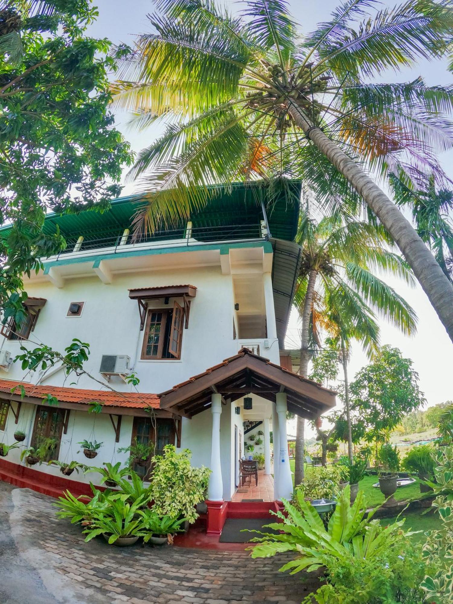 Mailagama Cinnamon Residence Kataragama Bagian luar foto