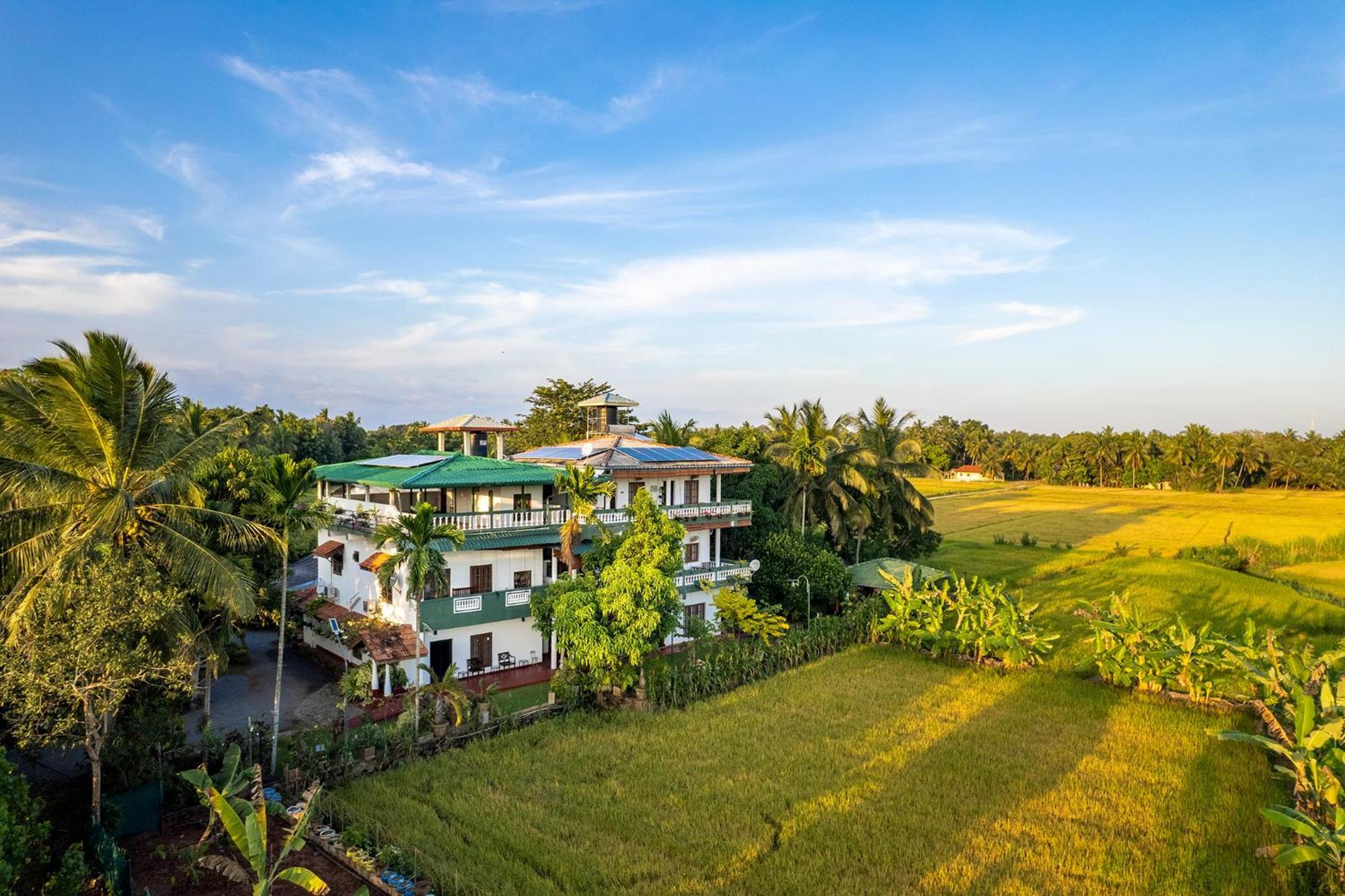 Mailagama Cinnamon Residence Kataragama Bagian luar foto